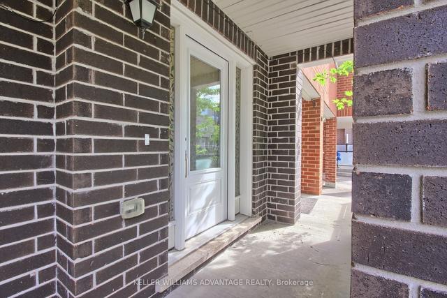 94 Heron Park Pl, House attached with 3 bedrooms, 3 bathrooms and 2 parking in Toronto ON | Image 22