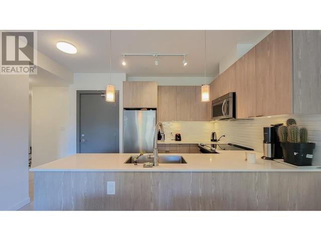 406 - 1150 Bailey Street, Condo with 3 bedrooms, 2 bathrooms and 2 parking in Squamish BC | Image 4