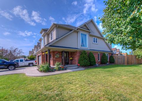 630 South Haven Dr, House detached with 3 bedrooms, 4 bathrooms and 5 parking in Waterloo ON | Card Image