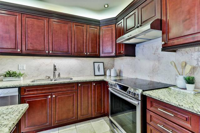 th8 - 1624 Bloor St, Townhouse with 4 bedrooms, 3 bathrooms and 1 parking in Mississauga ON | Image 4