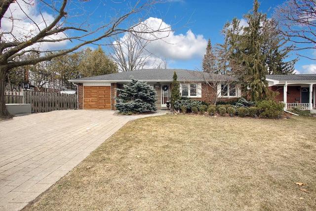 15 Lincoln Green Dr, House detached with 3 bedrooms, 2 bathrooms and 5 parking in Markham ON | Image 1
