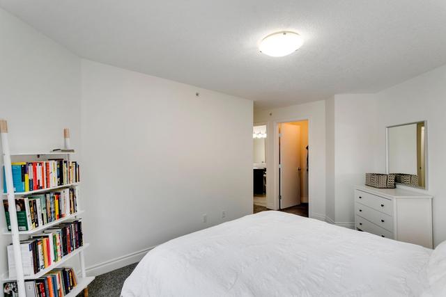 2 - 2040 35 Avenue Sw, Home with 2 bedrooms, 2 bathrooms and 1 parking in Calgary AB | Image 28