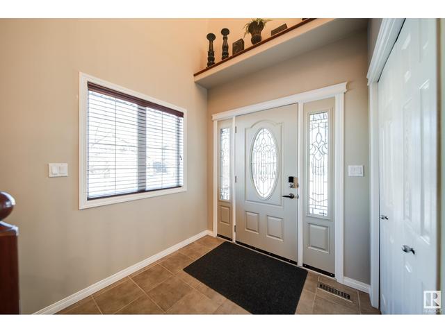 18120 101 St Nw, House detached with 5 bedrooms, 2 bathrooms and 4 parking in Edmonton AB | Image 3
