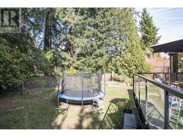4161 Yuculta Crescent, House detached with 4 bedrooms, 3 bathrooms and 6 parking in Vancouver BC | Image 32