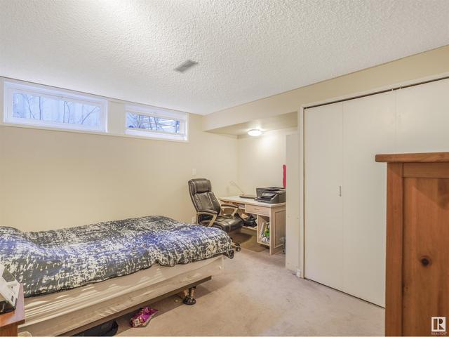 11208 35a Av Nw, House detached with 5 bedrooms, 2 bathrooms and 4 parking in Edmonton AB | Image 21