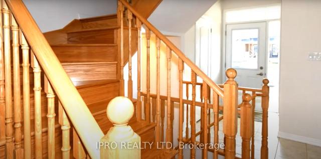 117 Munro Circ, House detached with 4 bedrooms, 3 bathrooms and 4 parking in Brantford ON | Image 15