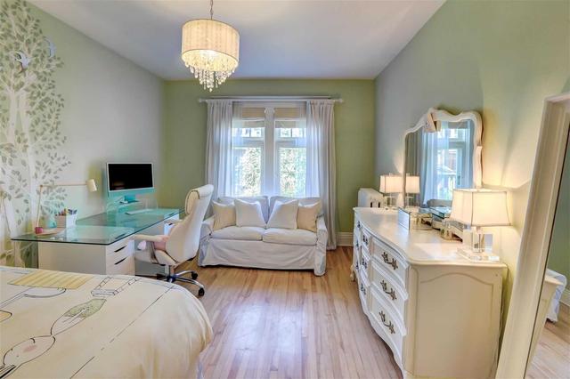 167 Westminster Ave, House detached with 5 bedrooms, 4 bathrooms and 2 parking in Toronto ON | Image 11