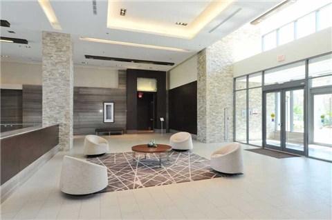 lph26 - 35 Brian Peck Cres, Condo with 1 bedrooms, 1 bathrooms and 1 parking in Toronto ON | Image 1