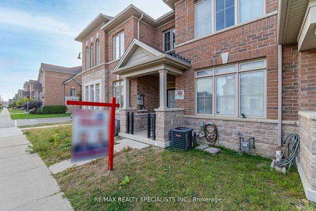 238 Inspire Blvd, House attached with 3 bedrooms, 3 bathrooms and 2 parking in Brampton ON | Image 12