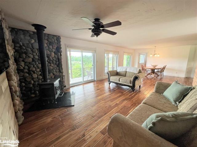 186 Riverview Drive, House detached with 3 bedrooms, 2 bathrooms and null parking in French River ON | Image 28
