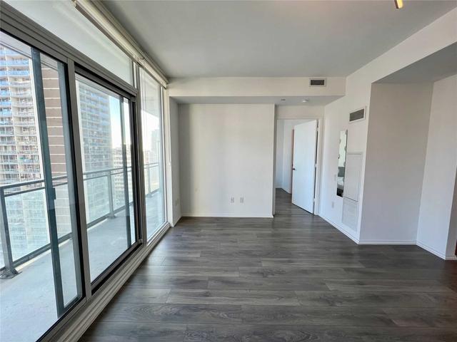 1511 - 45 Charles St E, Condo with 1 bedrooms, 2 bathrooms and 0 parking in Toronto ON | Image 5