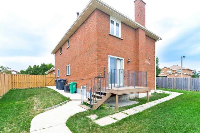 1 Ackerman Ave, House detached with 4 bedrooms, 4 bathrooms and 6 parking in Brampton ON | Image 20