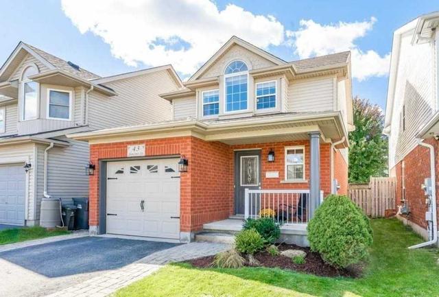 43 Sinclair St, House detached with 3 bedrooms, 3 bathrooms and 2 parking in Guelph ON | Image 2