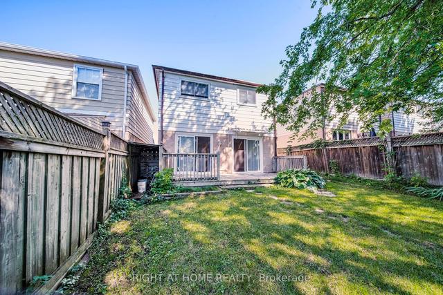 742 Beman Dr, House detached with 3 bedrooms, 2 bathrooms and 3 parking in Newmarket ON | Image 26