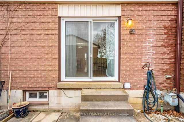 103 - 1115 Paramount Dr, Townhouse with 3 bedrooms, 2 bathrooms and 2 parking in Hamilton ON | Image 31