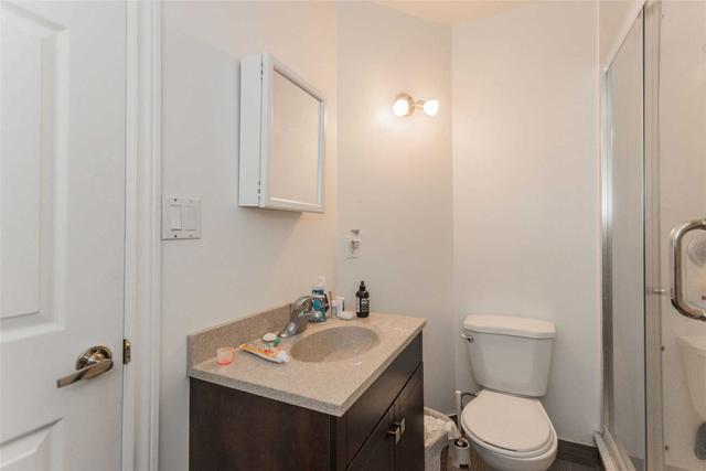 unit 1 - 212 Milan St, House detached with 5 bedrooms, 3 bathrooms and 2 parking in Toronto ON | Image 25