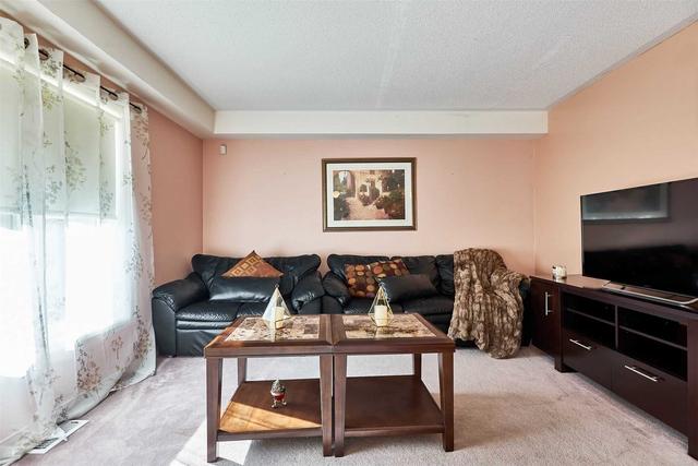 69 Tansley Cres, House detached with 3 bedrooms, 3 bathrooms and 3 parking in Ajax ON | Image 11