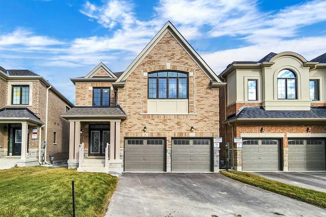 6 Tremoy Rd, House detached with 4 bedrooms, 4 bathrooms and 6 parking in East Gwillimbury ON | Card Image
