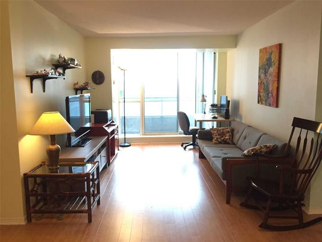 709 - 29 Pemberton Ave, Condo with 2 bedrooms, 2 bathrooms and 1 parking in Toronto ON | Image 7