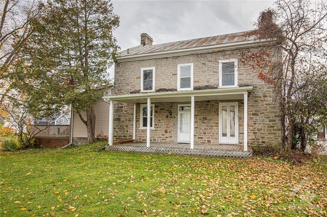 104 Renfrew Street, House detached with 5 bedrooms, 3 bathrooms and 2 parking in Mississippi Mills ON | Image 29