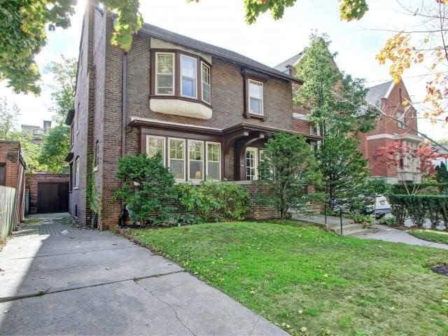 169 Balmoral Ave, House detached with 6 bedrooms, 4 bathrooms and 4 parking in Toronto ON | Image 18