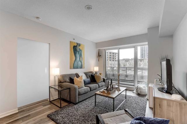 202 - 69 Lynn Williams St, Condo with 1 bedrooms, 1 bathrooms and 1 parking in Toronto ON | Image 3
