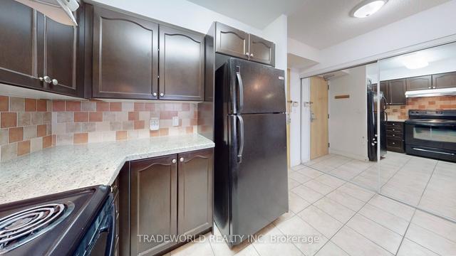 715b - 7373 Kennedy Rd, Condo with 2 bedrooms, 2 bathrooms and 1 parking in Markham ON | Image 6