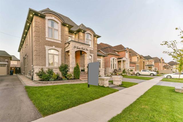 39 Gordon Randle Dr, House detached with 5 bedrooms, 4 bathrooms and 10 parking in Brampton ON | Image 1