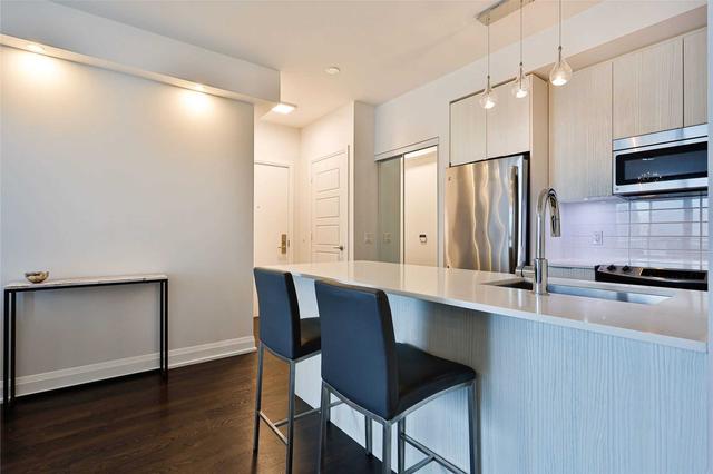 2504 - 56 Annie Craig Dr, Condo with 1 bedrooms, 1 bathrooms and 1 parking in Toronto ON | Image 9