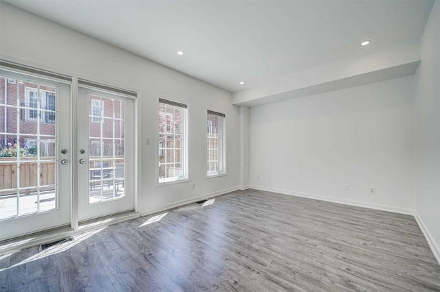 th2 - 11 Niagara St, Townhouse with 3 bedrooms, 2 bathrooms and 1 parking in Toronto ON | Image 10