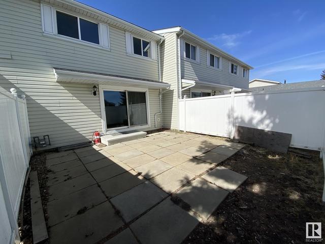 11356 139 Av Nw, House attached with 3 bedrooms, 1 bathrooms and 1 parking in Edmonton AB | Image 29