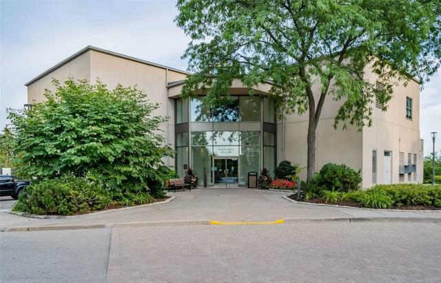 2508 - 2269 Lakeshore Blvd W, Condo with 2 bedrooms, 2 bathrooms and 1 parking in Toronto ON | Image 17