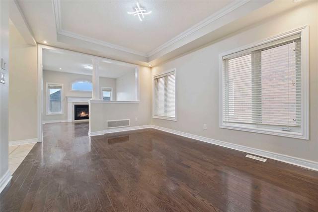 311 Grand Trunk Ave, House detached with 4 bedrooms, 3 bathrooms and 5 parking in Vaughan ON | Image 10