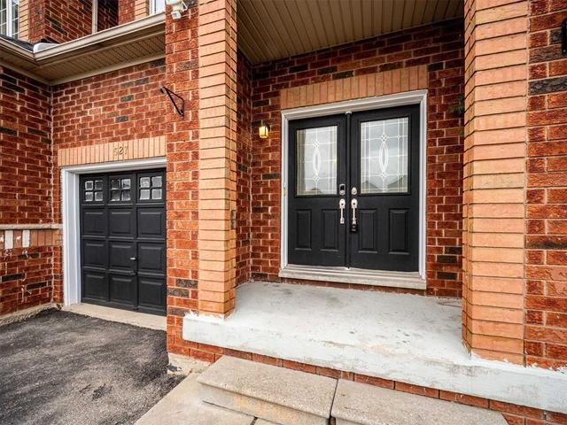 527 Rossellini Dr, House semidetached with 4 bedrooms, 4 bathrooms and 3 parking in Mississauga ON | Image 12