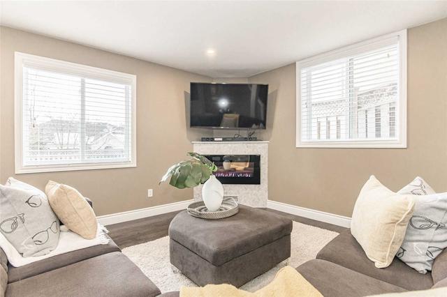 49 Abbeywood Cres, House detached with 4 bedrooms, 4 bathrooms and 4 parking in Guelph ON | Image 22