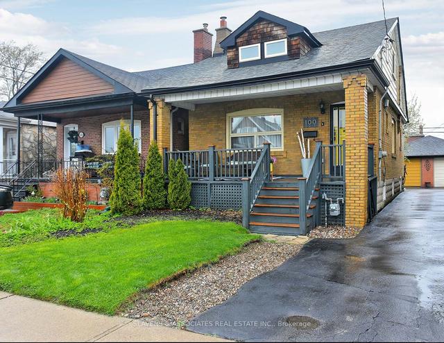 100 Belgravia Ave, House detached with 3 bedrooms, 1 bathrooms and 1 parking in Toronto ON | Image 1