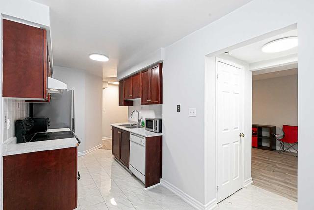 1101 - 19 Rosebank Dr, Townhouse with 3 bedrooms, 3 bathrooms and 2 parking in Toronto ON | Image 2
