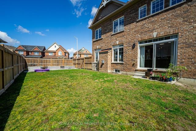 38 Quick Tr, House detached with 4 bedrooms, 4 bathrooms and 6 parking in Clarington ON | Image 29