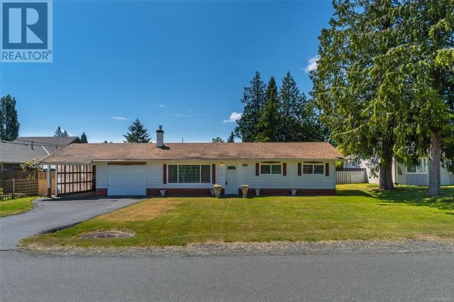 588 Forsyth Ave, House detached with 3 bedrooms, 1 bathrooms and 1 parking in Parksville BC | Card Image