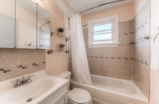 30 Belmont Ave E, House detached with 3 bedrooms, 2 bathrooms and 3 parking in Kitchener ON | Image 7