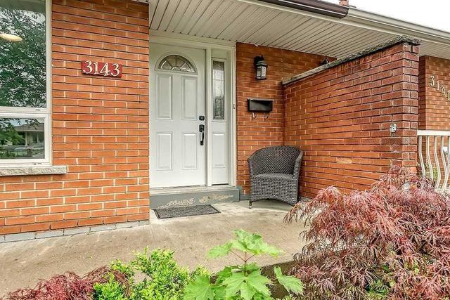 3143 Fieldgate Dr, House semidetached with 4 bedrooms, 3 bathrooms and 6 parking in Mississauga ON | Image 23