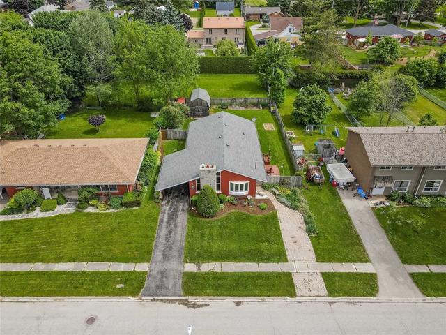 511 Derby St, House detached with 3 bedrooms, 2 bathrooms and 5 parking in Minto ON | Image 35