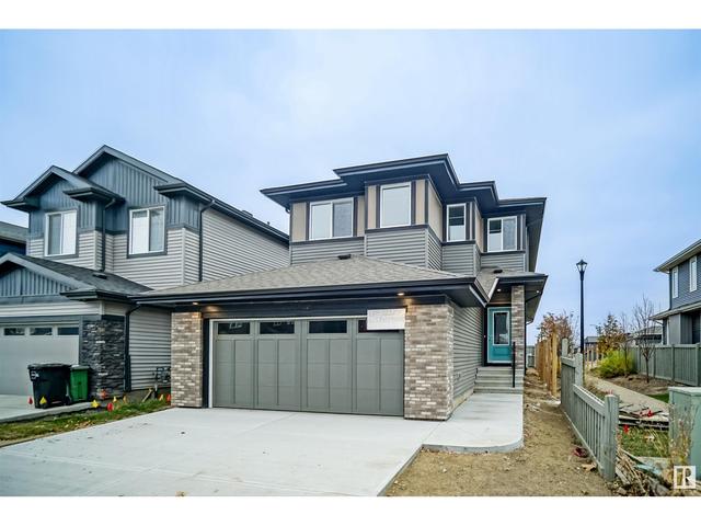 8126 222a St Nw, House detached with 3 bedrooms, 2 bathrooms and null parking in Edmonton AB | Image 1