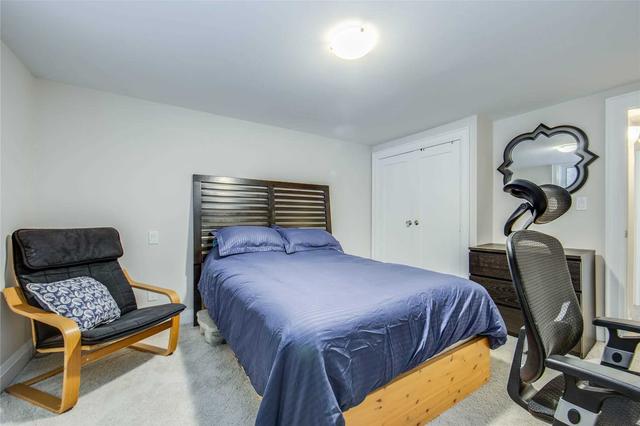 19 Rothwell Rd, House detached with 3 bedrooms, 2 bathrooms and 3 parking in Toronto ON | Image 20