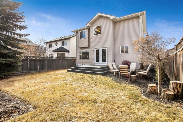 39 Valley Glen Heights Nw, House detached with 4 bedrooms, 3 bathrooms and 2 parking in Calgary AB | Image 45