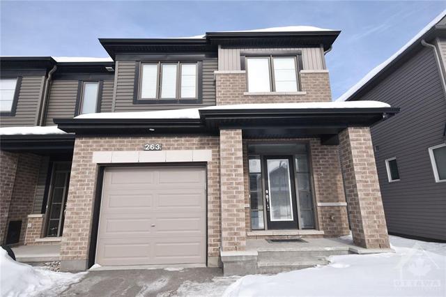 263 Hepatica Way, Townhouse with 3 bedrooms, 3 bathrooms and 3 parking in Ottawa ON | Image 2
