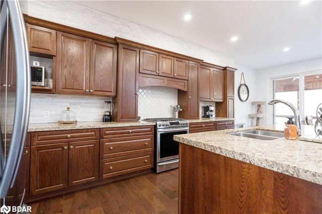 6022 Line 7 N, House detached with 3 bedrooms, 2 bathrooms and null parking in Oro Medonte ON | Image 5