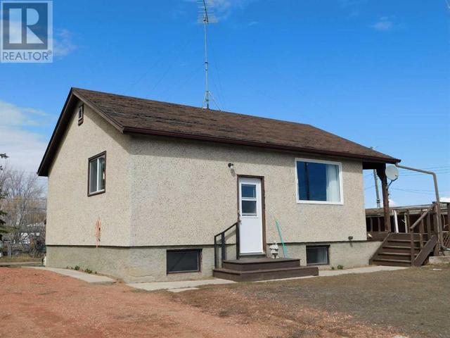 373 1 Street E, House detached with 3 bedrooms, 1 bathrooms and 2 parking in Newell County AB | Image 4