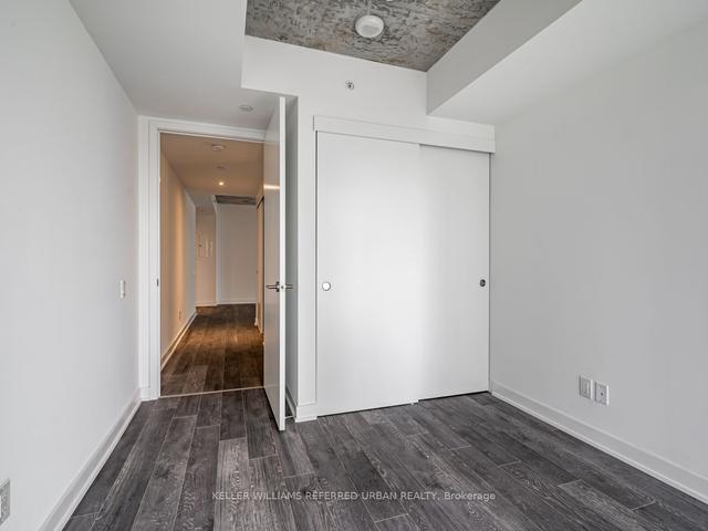 403 - 185 Roehampton Ave, Condo with 2 bedrooms, 2 bathrooms and 0 parking in Toronto ON | Image 2