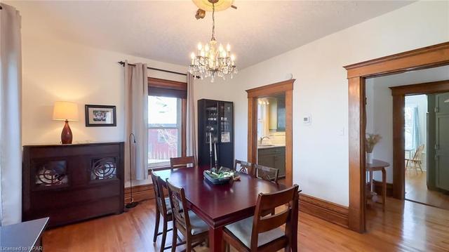 46 Elgin Avenue W, House detached with 4 bedrooms, 2 bathrooms and 6 parking in Goderich ON | Image 5